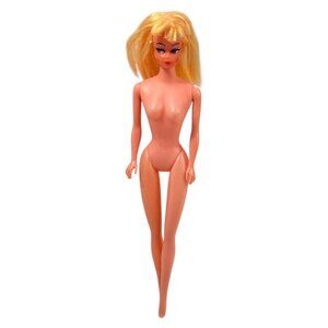 Vintage Barbie Clone Doll Brassy Blonde Judy Wendy Hong Kong 60s